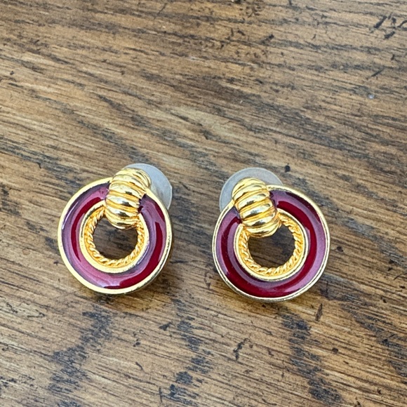 Anne Klein vintage Gold and Burgundy Enamel Hoop Earrings pierced - Picture 1 of 6